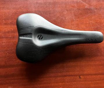 Zadel SQ Lab 612 - breedte 15 cm beschikbaar voor biedingen