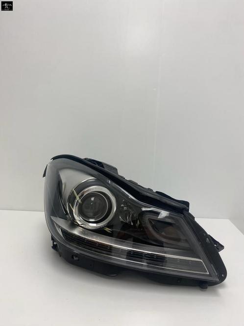 (VR) Mercedes C Klasse W204 Bi Xenon ILS koplamp rechts, Autos : Pièces & Accessoires, Éclairage, Mercedes-Benz, Utilisé, Enlèvement ou Envoi