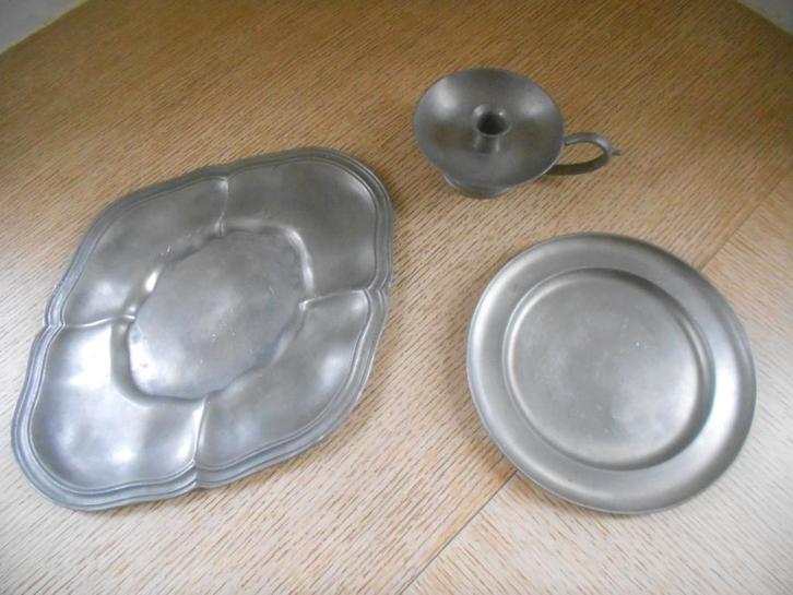 Plateau, bougeoir, assiette. (étain pur)., Antiquités & Art, Antiquités | Services (vaisselle) complet, Enlèvement ou Envoi