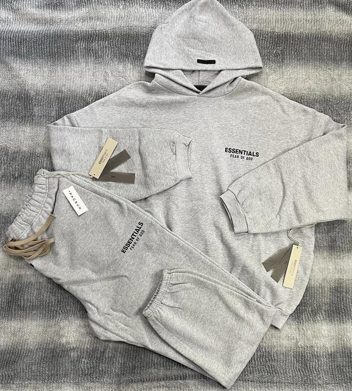 Essentials trainingspak ‘25 Heather Grey M, Kleding | Heren, Truien en Vesten, Nieuw, Maat 48/50 (M), Ophalen of Verzenden