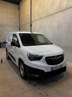 Opel combo 105pk 2022 52dkm BTW lichte bumperschade, Auto's, Bestelwagens en Lichte vracht, Voorwielaandrijving, Stof, Wit, Grijs