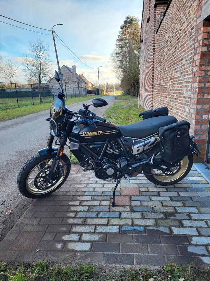 Ducati Scrambler Full Throttle, Motoren, Motoren | Ducati, Particulier, Naked bike, meer dan 35 kW, 2 cilinders, Motorrijbewijs A