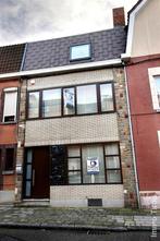 Maison te huur in Châtelet, 4 slpks, Vrijstaande woning, 148 m², 4 kamers