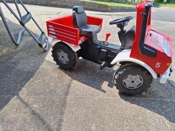 Brandweerwagen met aanhanger beschikbaar voor biedingen