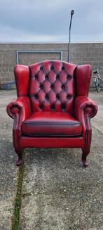 Originele Chesterfield oorfauteuil in oxblood red ZGAN, Antiek en Kunst, Ophalen of Verzenden