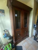 •	Grande armoire en bois Gratuite, 150 tot 200 cm, 25 tot 50 cm, Gebruikt, Met deur(en)