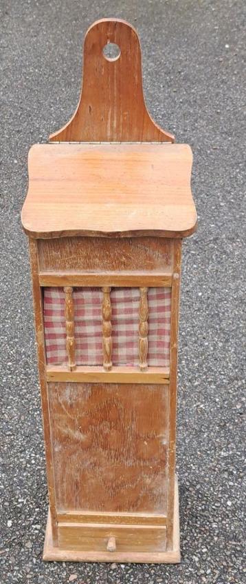 Jolie ancienne boîte huche à pain vintage en bois