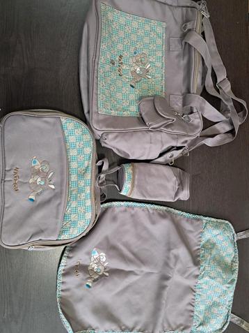 Sac à langer Nattou complet beschikbaar voor biedingen