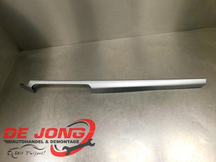 Sierstrip van een Skoda Superb, Gebruikt, -, -, Ophalen of Verzenden