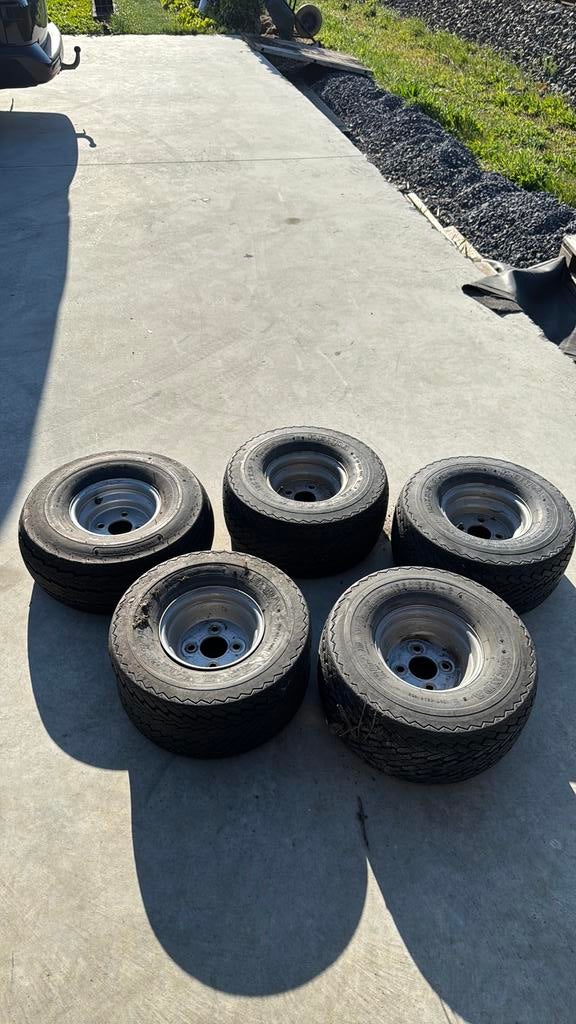 Trailer remorque banden r8, Ophalen