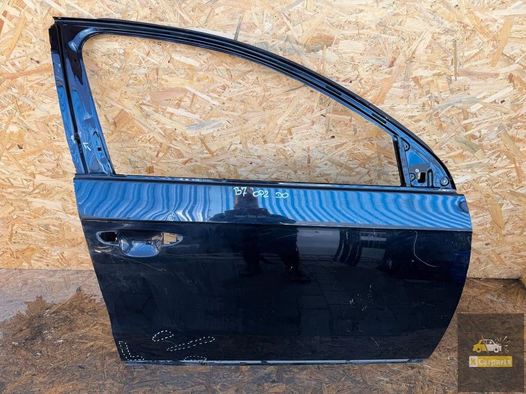 VW Passat B7 porte avant droite, Autos : Pièces & Accessoires, Carrosserie & Tôlerie, Volkswagen, Volkswagen AG, Vw@volkswagen.de