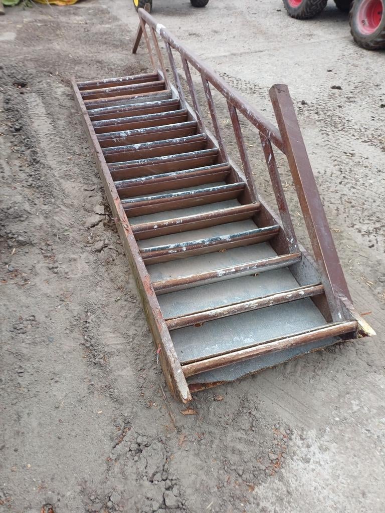 Werftrap, Doe-het-zelf en Bouw, Ladders en Trappen, Ophalen, Gebruikt, Trap, 2 tot 4 meter