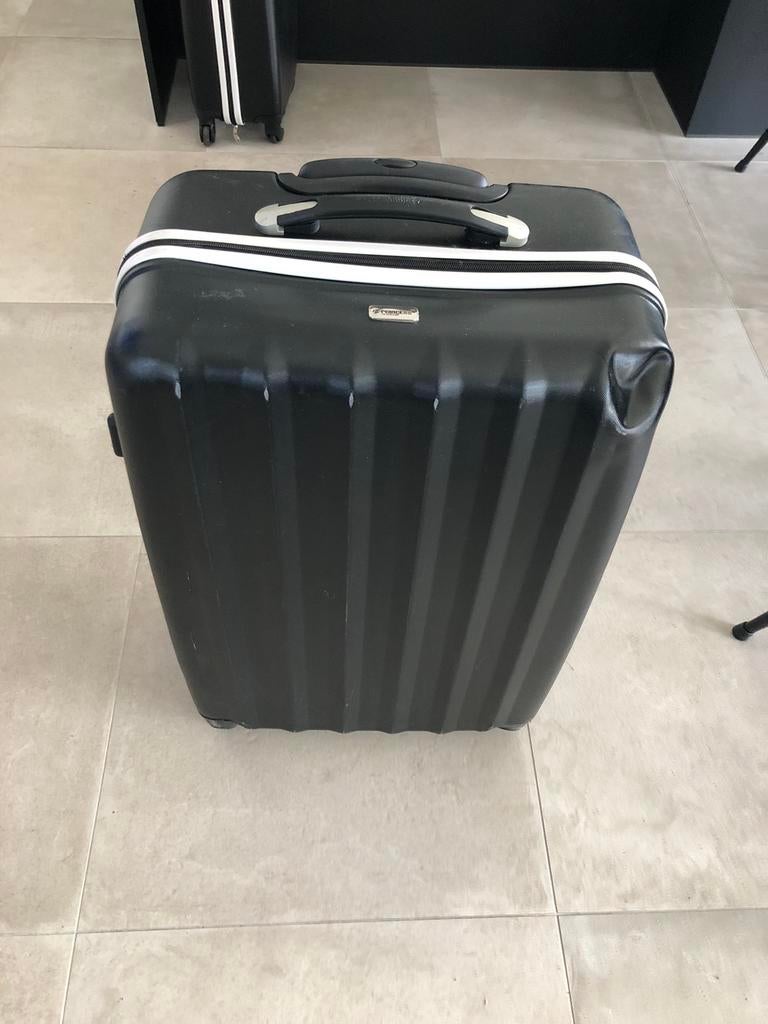 Trolley zwart princess 49 x 76 x 28 cm beschadiging, Ophalen, Zo goed als nieuw