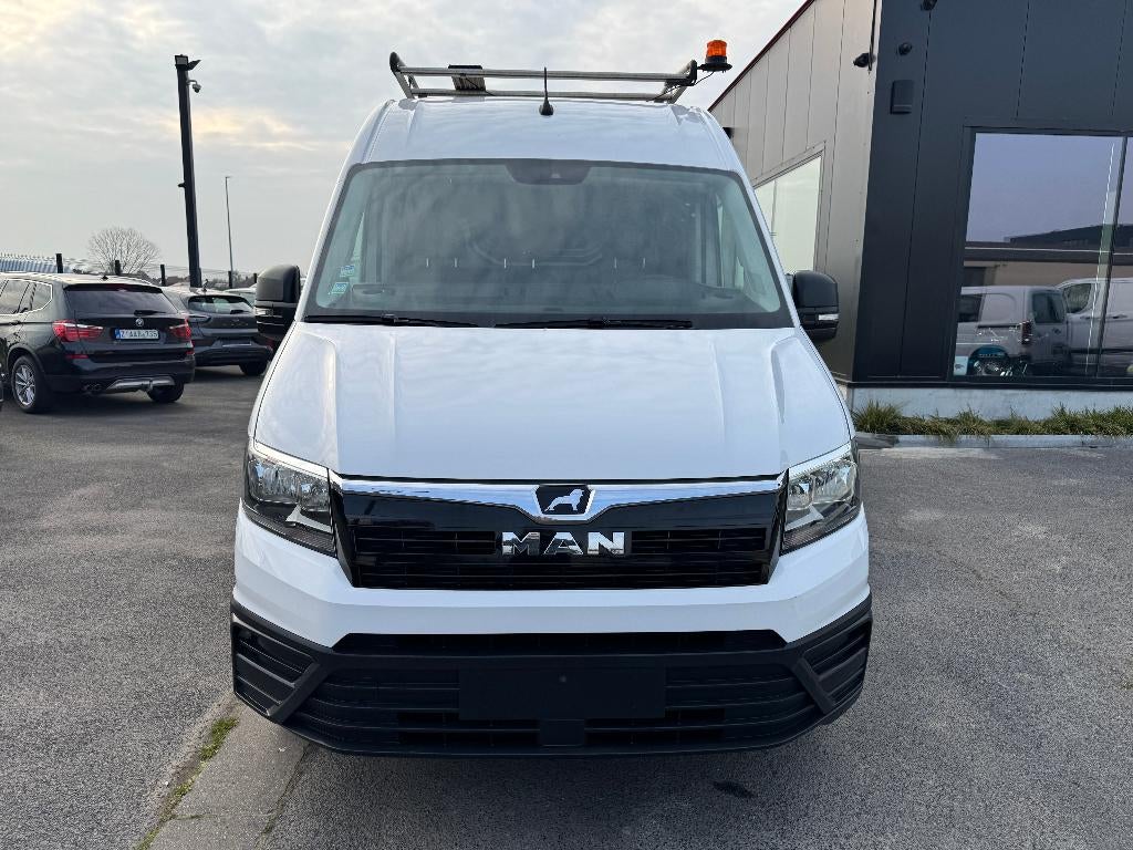 Man TGE 2.0 tdi L4H2 automaat 1st eig ohboek trekhaak camera, Auto's, 4 cilinders, 2226 kg, https://public.car-pass.be/vhr/01b36d7f-1153-401d-aa68-aecb25ac29ec