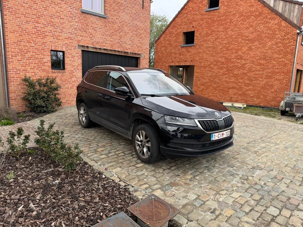Intérieur en cuir automatique à essence de la Skoda Karoq1.5, Cuir, Achat, Noir, Automatique