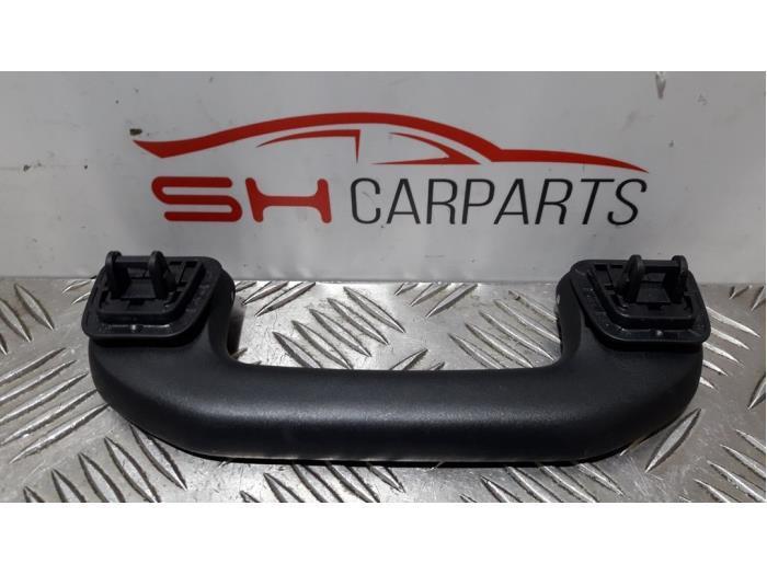 Handgreep van een Mercedes B-Klasse, Auto-onderdelen, Interieur en Bekleding, Mercedes-Benz, Gebruikt, 3 maanden garantie, Ophalen of Verzenden