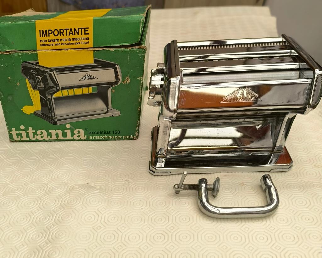 Machine a pates, Maison & Meubles, Cuisine | Ustensiles de cuisine, Enlèvement