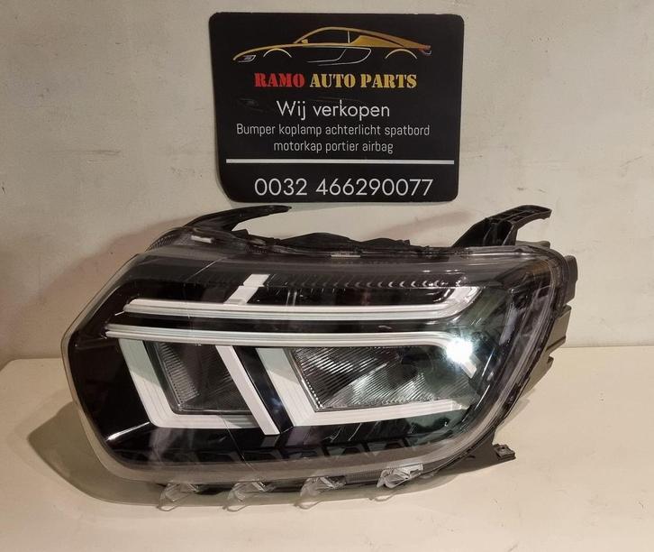 DACIA DUSTER 260602465R LED PHARE AVANT GAUCHE, Autos : Pièces & Accessoires, Éclairage, Dacia, Utilisé, 3 mois de garantie, Enlèvement ou Envoi