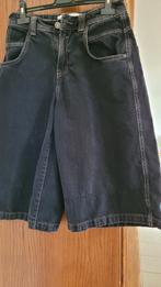 pantacourt fille taille XS 34  Bershka, Pantalon, Enlèvement ou Envoi, Bershka, Utilisé