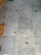 Natuursteen blauwe steen tegels 50/50, Doe-het-zelf en Bouw, Tegels, Ophalen, Zo goed als nieuw