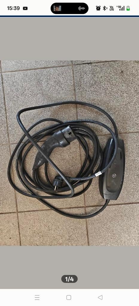 Mercedes auto oplader, Ophalen