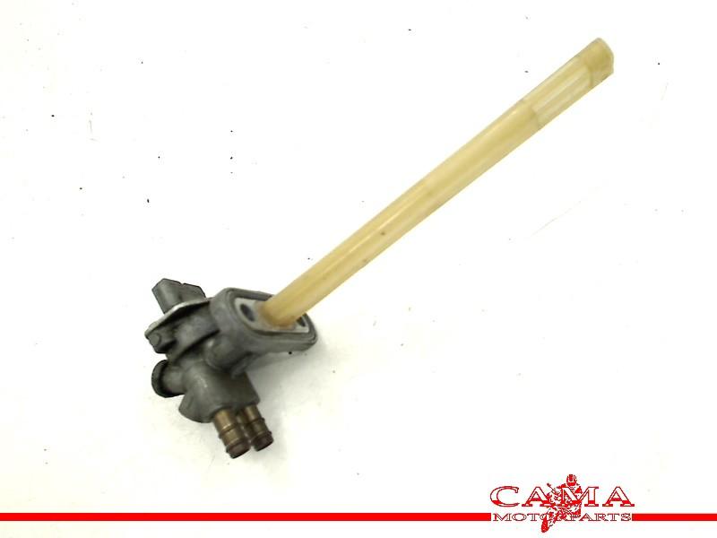 ROBINET DE CARBURANT Yamaha FZR 600 1989-1993 (FZR600 3HE), Motos, Dhr. S. di Majo, Utilisé, Info@cama-motorparts.nl, P.J. Troelstraweg 8 8
3144 CX  MAASSLUIS, NL