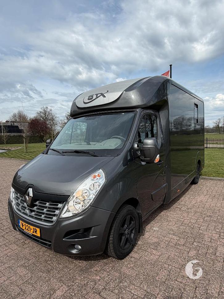 Uniek! Luxe STX paardencamionette, 45.000km!, Dieren en Toebehoren, Paarden en Pony's | Trailers en Aanhangwagens, Zo goed als nieuw