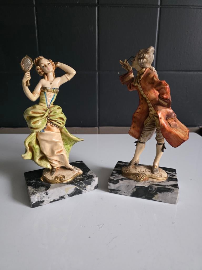 Fontanini beelden op marmeren voet., Ophalen of Verzenden