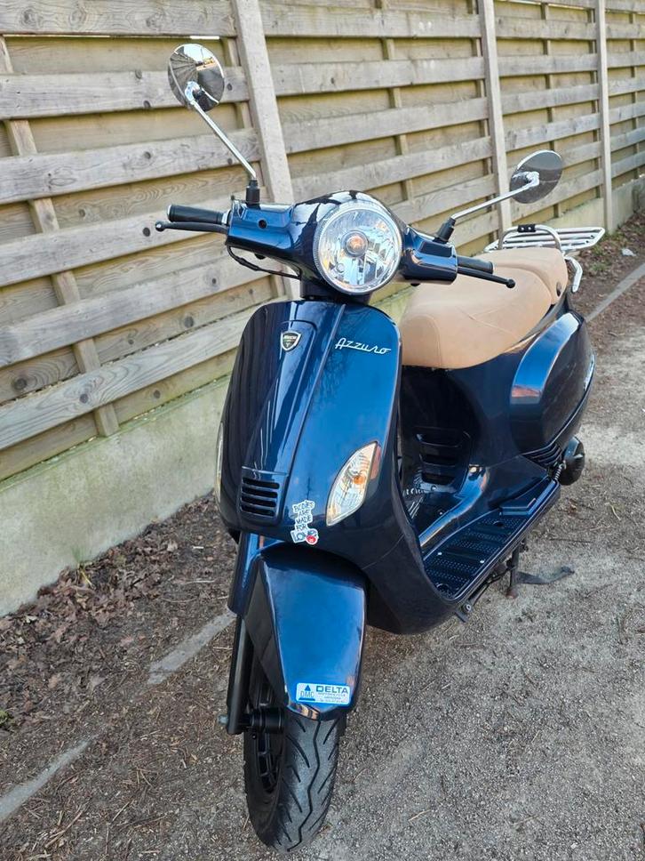 Neco Azzuro 125cc bj 2015 met 3790 kilometers, Motos, Motos | Marques Autre, Particulier, Scooter, jusqu'à 11 kW, 1 cylindre, Enlèvement