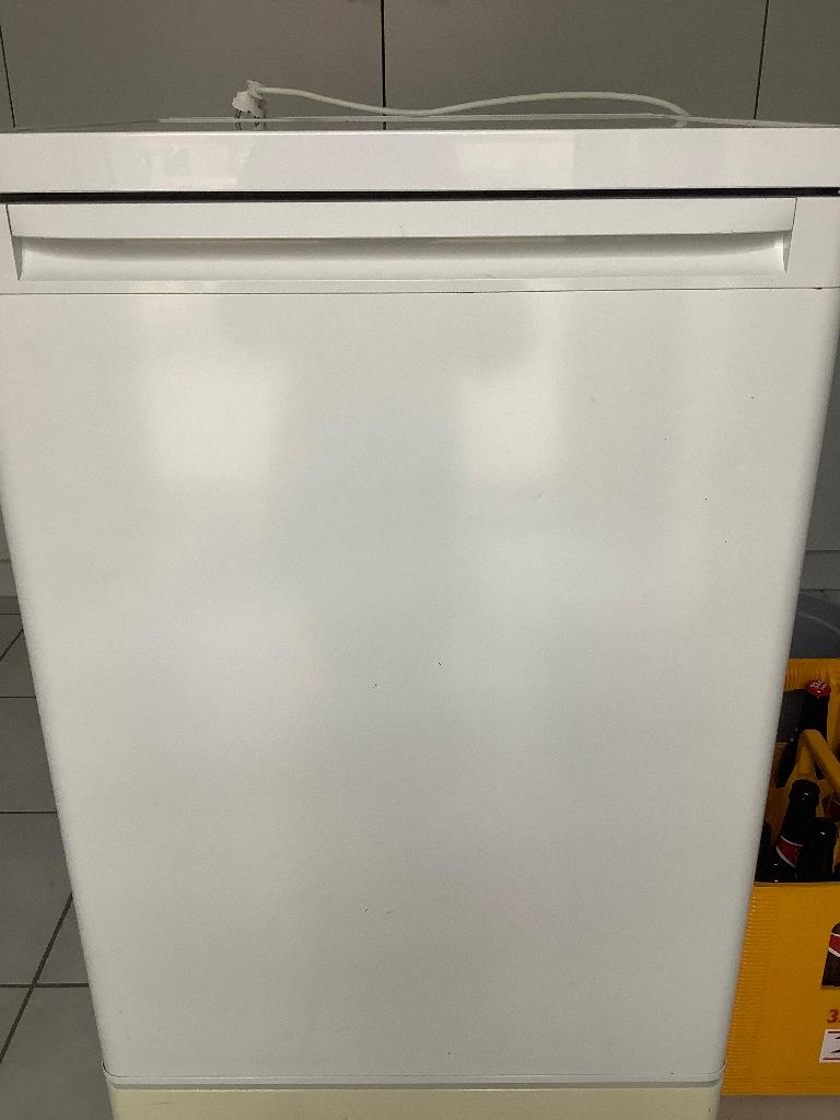 Bosch koelkast tafelmodel, Elektronische apparatuur, Koelkasten en IJskasten, Zo goed als nieuw, Zonder vriesvak, Minder dan 85 cm