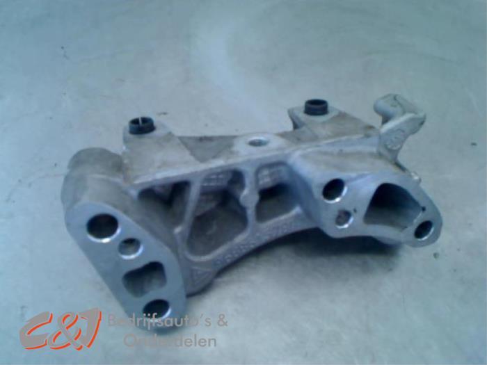 Support moteur d'un Peugeot Partner, -, 3 mois de garantie, Utilisé, -