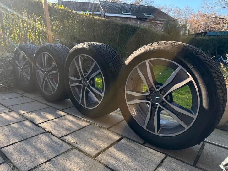 Jantes origines Mercedes klas C avec pneus hiver Continental, Auto-onderdelen, Banden en Velgen, Banden en Velgen, Winterbanden