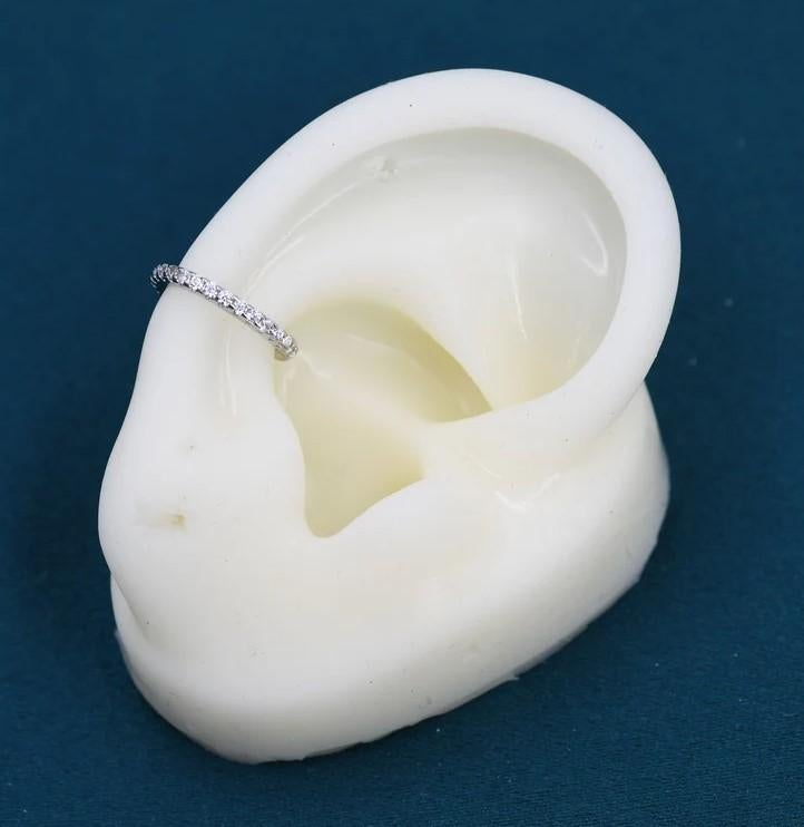 NIEUWE 925 zilveren oormanchet met zirkonen , 18 kt verguld, Bijoux, Sacs & Beauté, Boucles d'oreilles, Enlèvement, Neuf, Argent