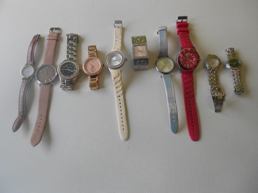 lot de 10 montres femme, Enlèvement ou Envoi, Comme neuf