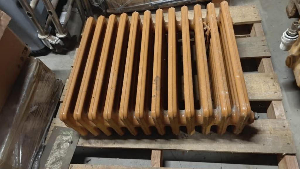 Gietijzeren radiator, Doe-het-zelf en Bouw, Verwarming en Radiatoren, Gebruikt, Radiator, 800 watt of meer, 30 tot 80 cm, Minder dan 60 cm