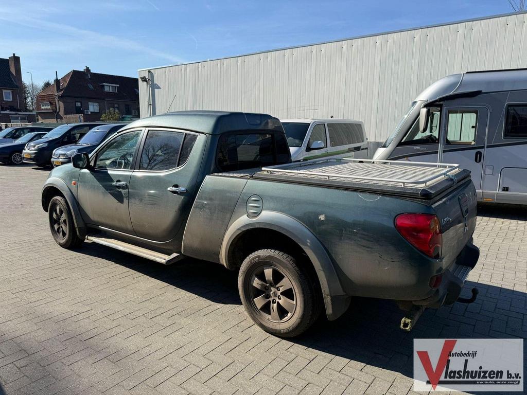 Mitsubishi L200 2.5 DI-D Double Cab Intense Automaat | € 5.9, Automaat, Electronic Stability Program (ESP), Bedrijf, Diesel