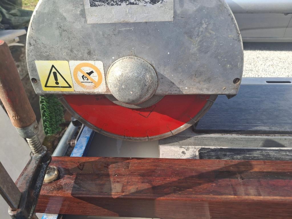 COUPE CARRELAGE DIAX, Bricolage & Construction, Enlèvement, Utilisé, DIAX