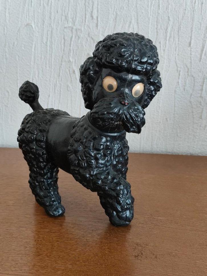 Caniche en platique (années 60), Made in Italy, Collections, Collections Animaux, Utilisé, Statue ou Figurine, Chien ou Chat, Enlèvement ou Envoi