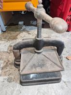 Ancienne presse à livre, Antiquités & Art, Enlèvement