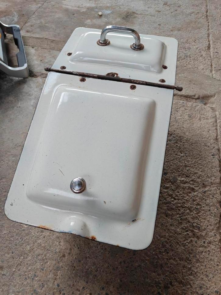 Ancien bac a charbon en fonte DLJ – vintage, Doe-het-zelf en Bouw, Sanitair, Ophalen