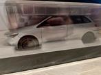 Mercedes B class dealer edition, Hobby en Vrije tijd, Ophalen of Verzenden, Zo goed als nieuw