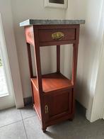 Houten tafeltje met marmer blad, Ophalen