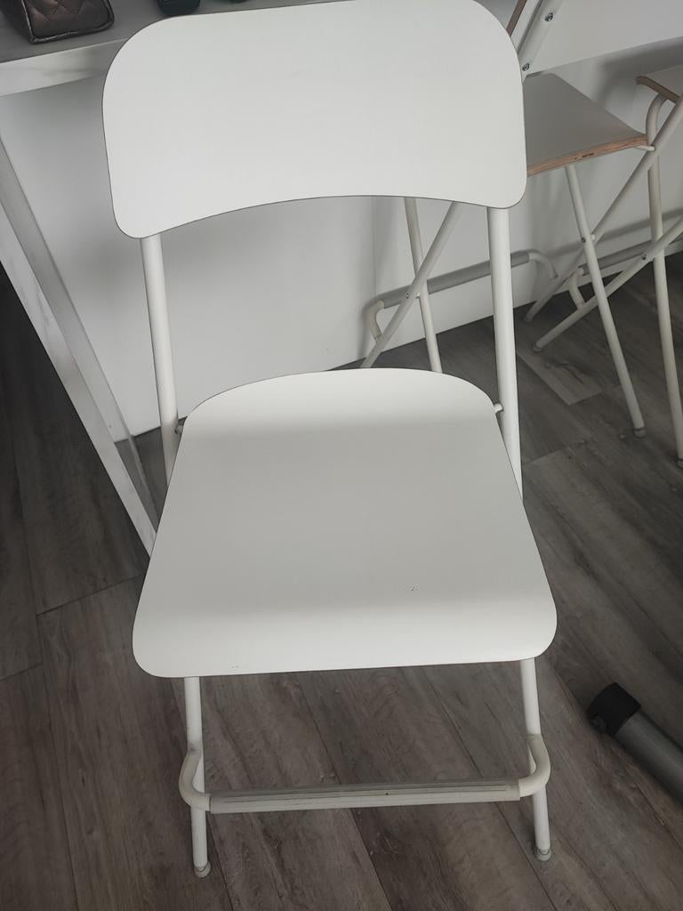 4 chaises de bar avec dossiers en bois, assise blanche, Maison & Meubles, Tabourets de bar, Enlèvement