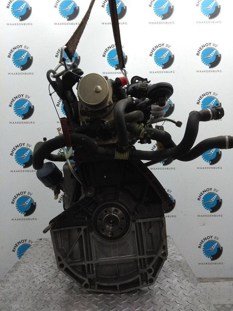 RENAULT CLIO MOTOR 2005, Auto-onderdelen, Ophalen of Verzenden, Gebruikt, Stiba lid