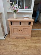 Gezandstraalde eiken kast, Enlèvement