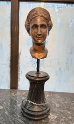 Bronzen Beeld Op Marmeren Voet Hoogte 60 cm Te Koop, Antiek en Kunst, Ophalen