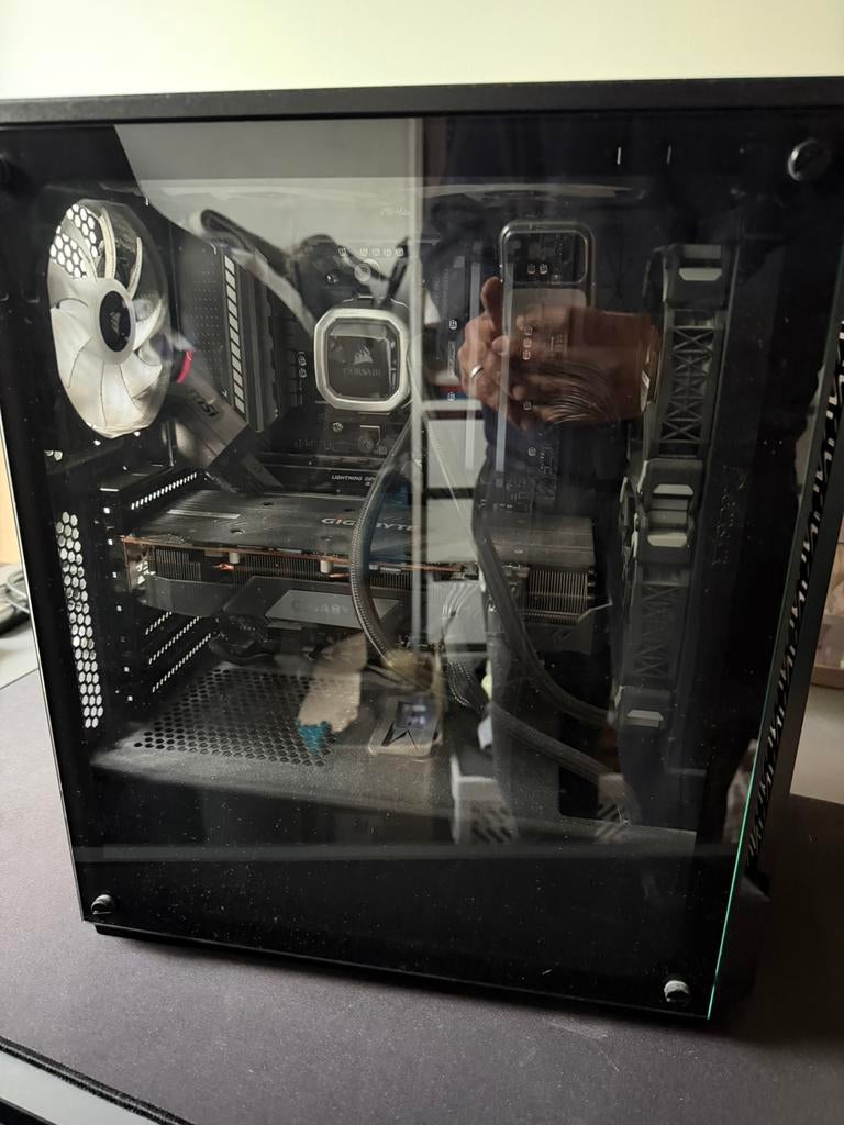 Ryzen PC Gamer + X570 Tomahawk + RX 5700 XT + waterkoeling, Computers en Software, Computerbehuizingen, Zo goed als nieuw, Ophalen
