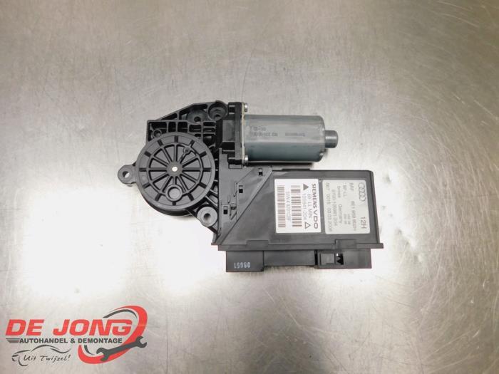 Moteur de vitre portière d'un Audi A4, -, 3 mois de garantie, Audi, Utilisé
