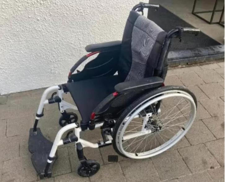 rolstoel invacare Action4 NG, Diversen, Rolstoelen, Ophalen