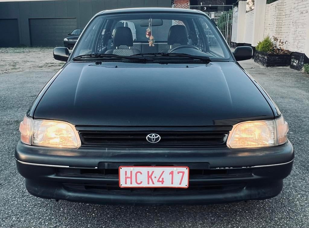 TOYOTA STARLET VENIZI 1.3 ANCETRE 1ier PROPRIÉTAIRE, Autos, Toyota, Entreprise, Achat, Starlet, Jantes en alliage léger, Peinture métallisée